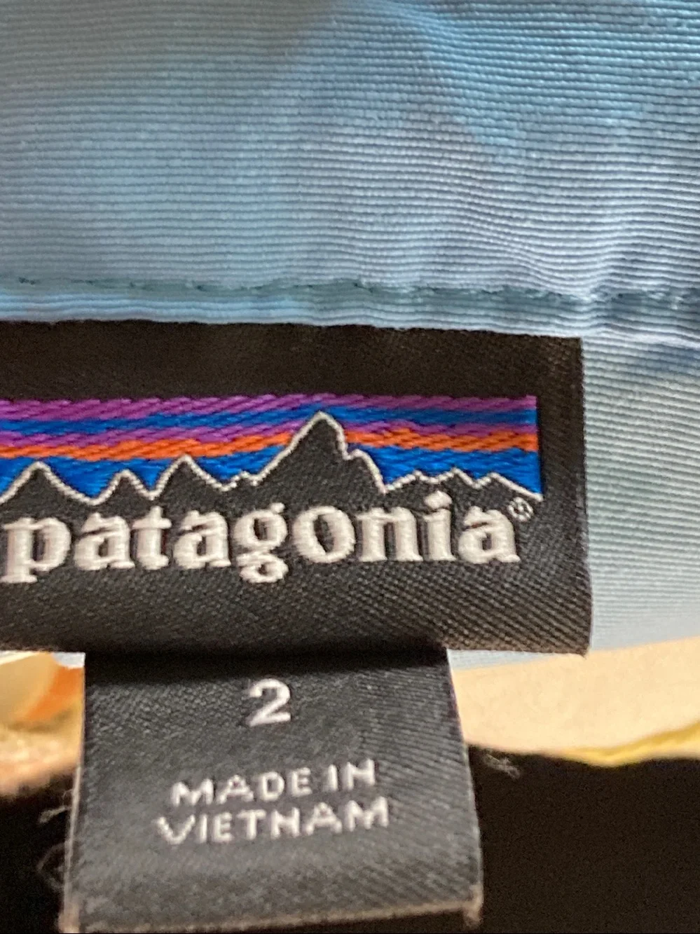 Patagonia Wavefarer Boardshorts Water Ribbons Stripe Print Quick Dry sz 2